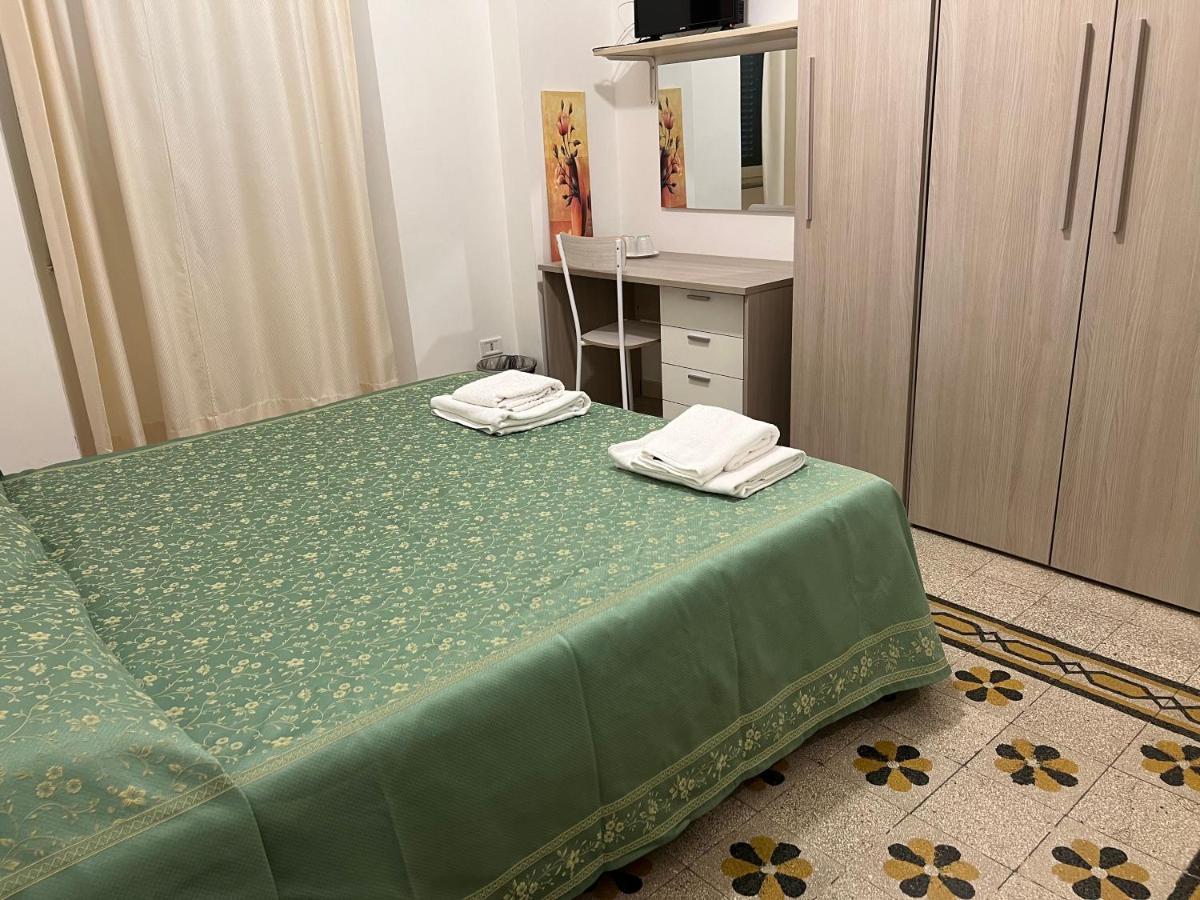 B&B San Michele A Porta Pia Рим Екстер'єр фото