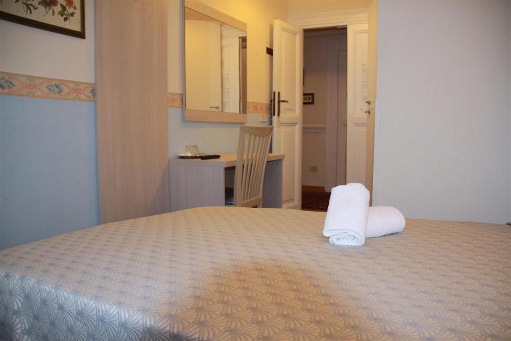 B&B San Michele A Porta Pia Рим Екстер'єр фото