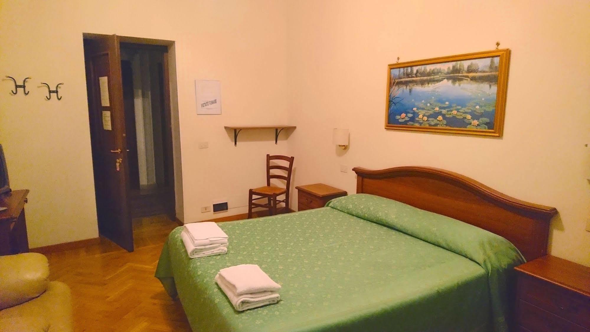 B&B San Michele A Porta Pia Рим Екстер'єр фото