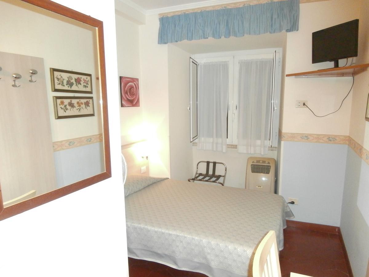 B&B San Michele A Porta Pia Рим Екстер'єр фото